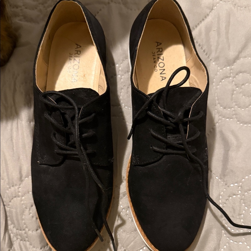 Arizona Jean Company Black Oxfords